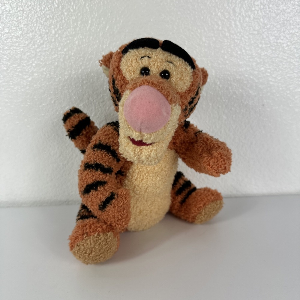 Vintage 1998 Disney Sing N Giggle Tigger Plush Animated  Pooh Fisher Price Works